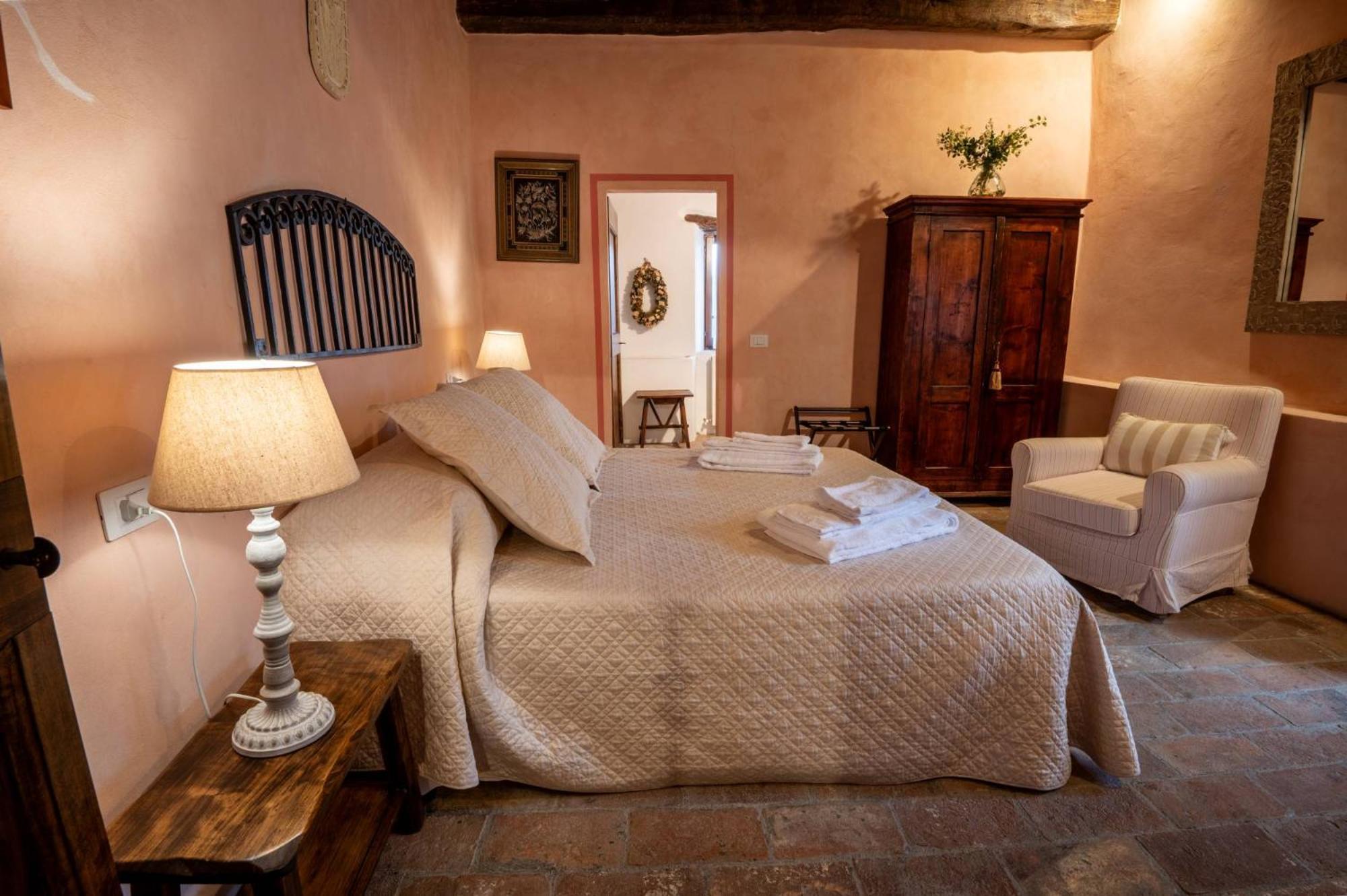 Bed and Breakfast Castello Valenzino Antognola Exterior foto