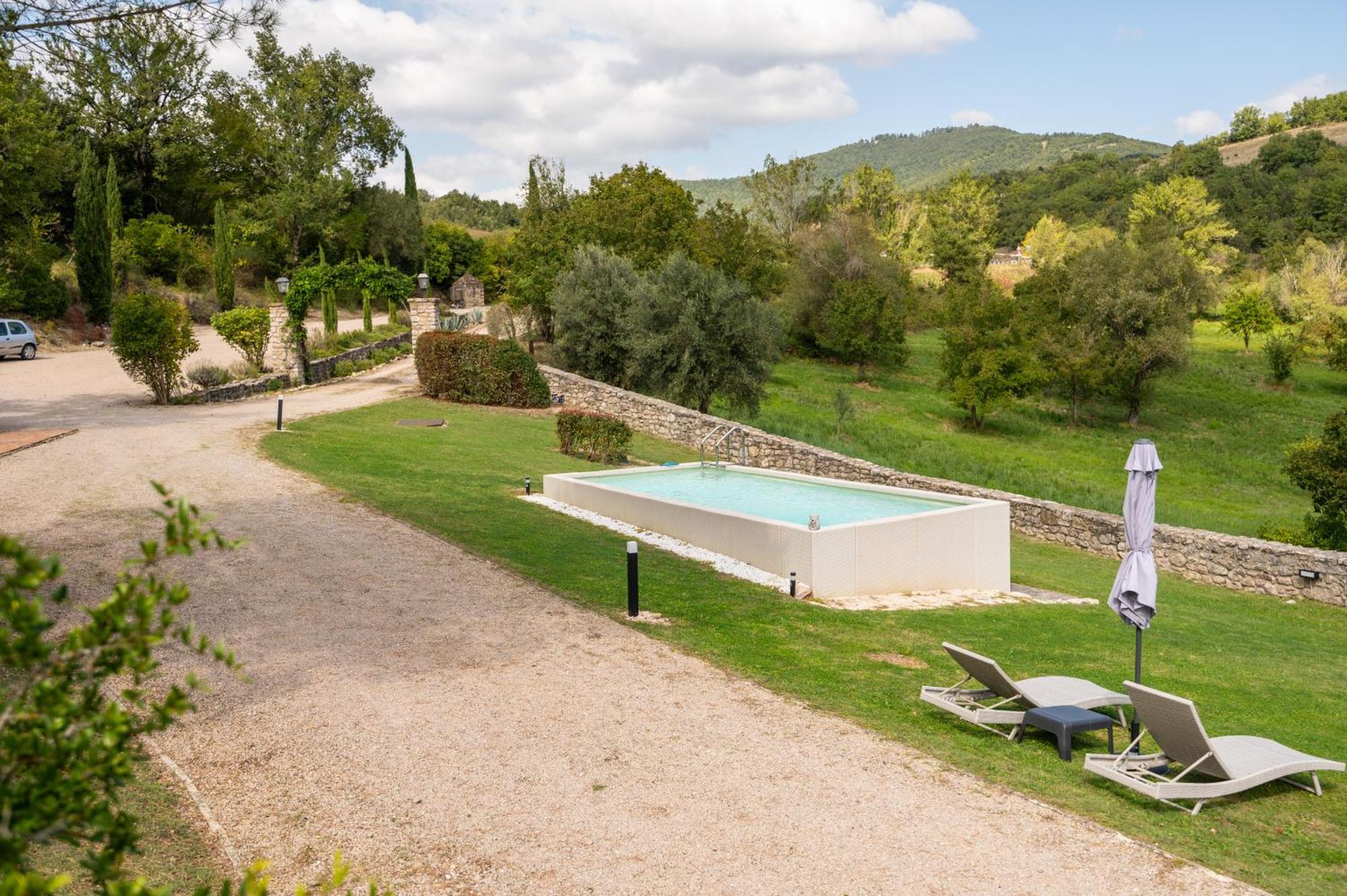 Bed and Breakfast Castello Valenzino Antognola Exterior foto